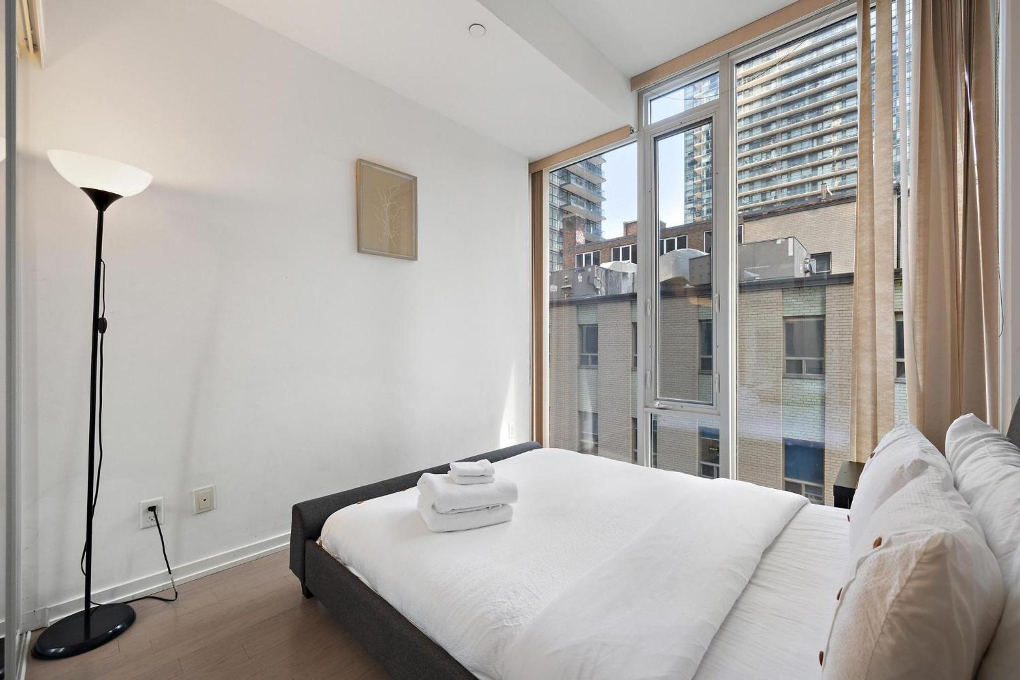 Downtown Toronto Condos Εξωτερικό φωτογραφία